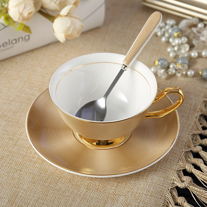 Europe Bone China Coffee Cup Saucer Spoon Set 200ml Luxury Ceramic Mug Top-grade Porcelain Tea Cup Cafe Teaware Party Drinkware