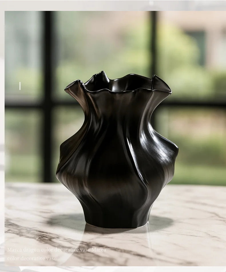 Nordic Minimalist White Textured Ceramic Vase 3D Wave Pattern Tabletop Decor Flower Vase for Living Room Bedroom Dried Flowers