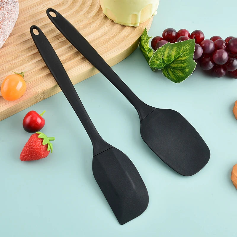 Silicone kitchenware 6-piece set, cream  scraper, spatula, oil brush, size scraper set baking tool，Non-integrated hand