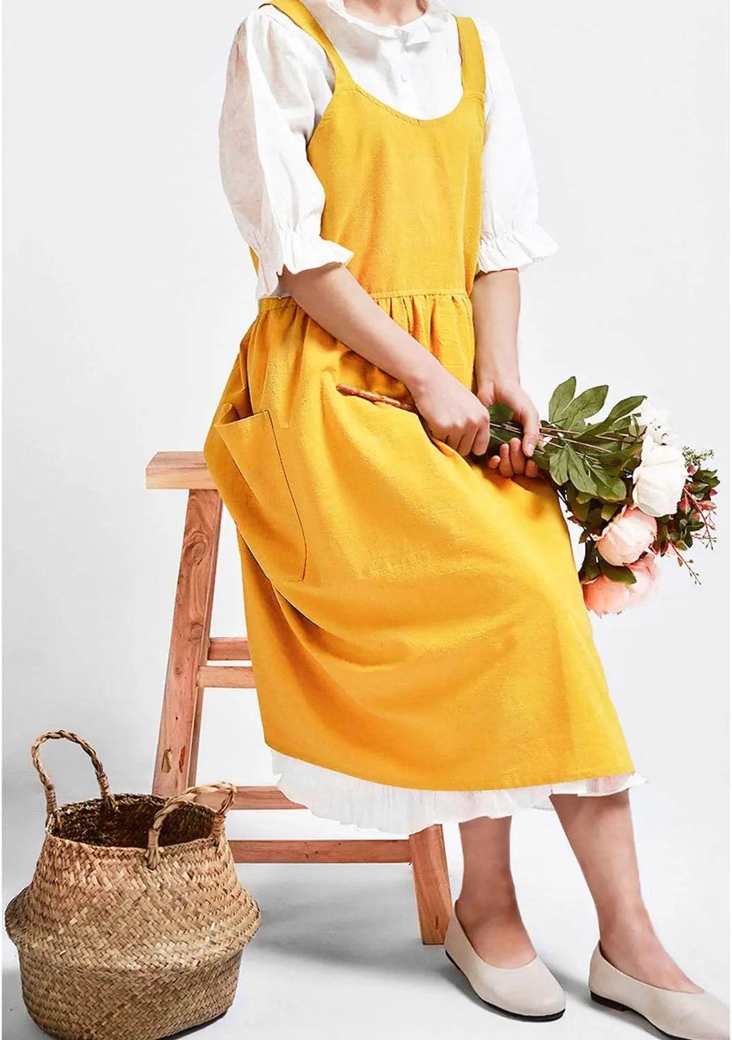 Cotton Linen Cross Back Apron for Women with Pockets - Breathable Chef Work Bib Apron for Kitchen Cooking & Gardening