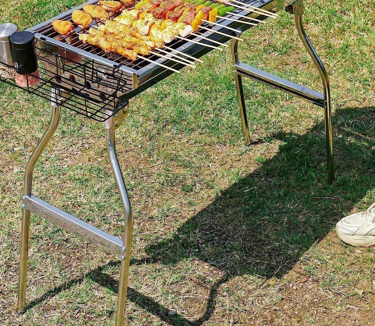 Large Portable Outdoor BBQ Grill Charcoal Grill Cooking Tool for Camping Picnic Garden Home Use Easy to Clean Easy to Carry