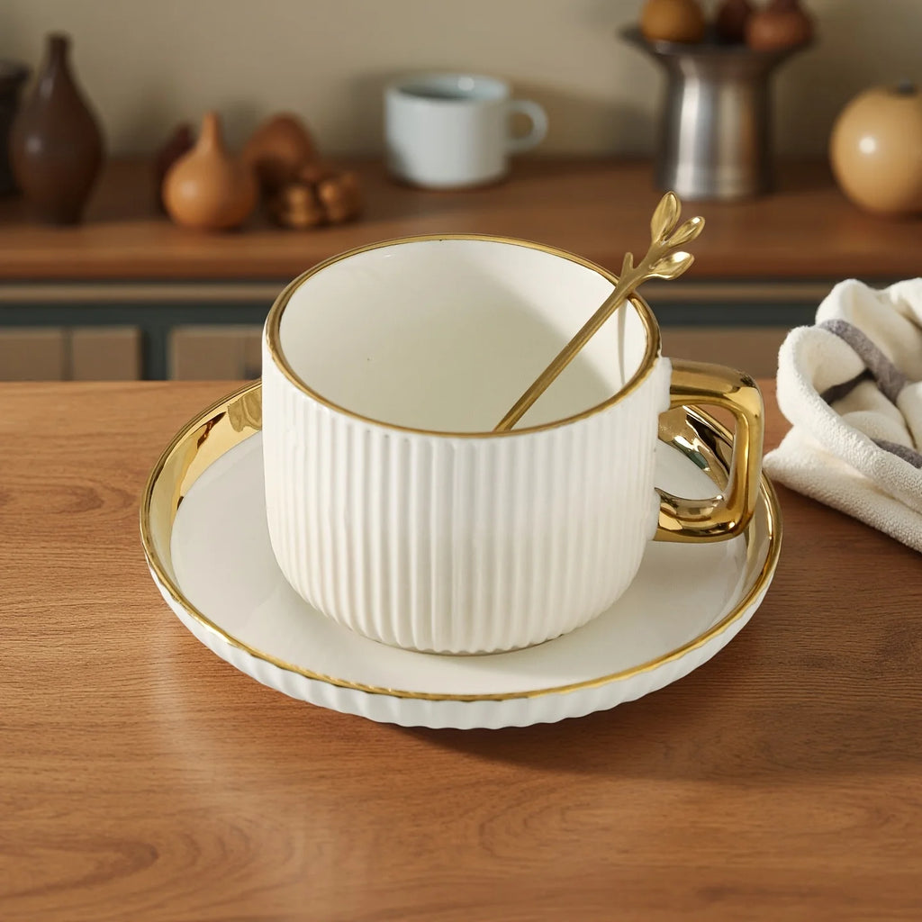 300ml Luxury Gold-Edged Ceramic Cup&saucer Set Latte Art Coffee Cup for Home Kitchen Afternoon Tea Set European Kitchenware Gift