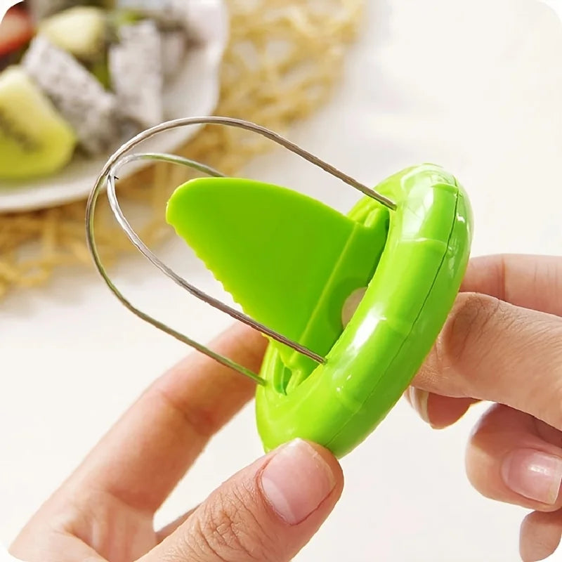 1pc/Kiwi fruit opener thickeneded independent packaging kiwi spoon kiwi peeling tool fruit splitting artifact