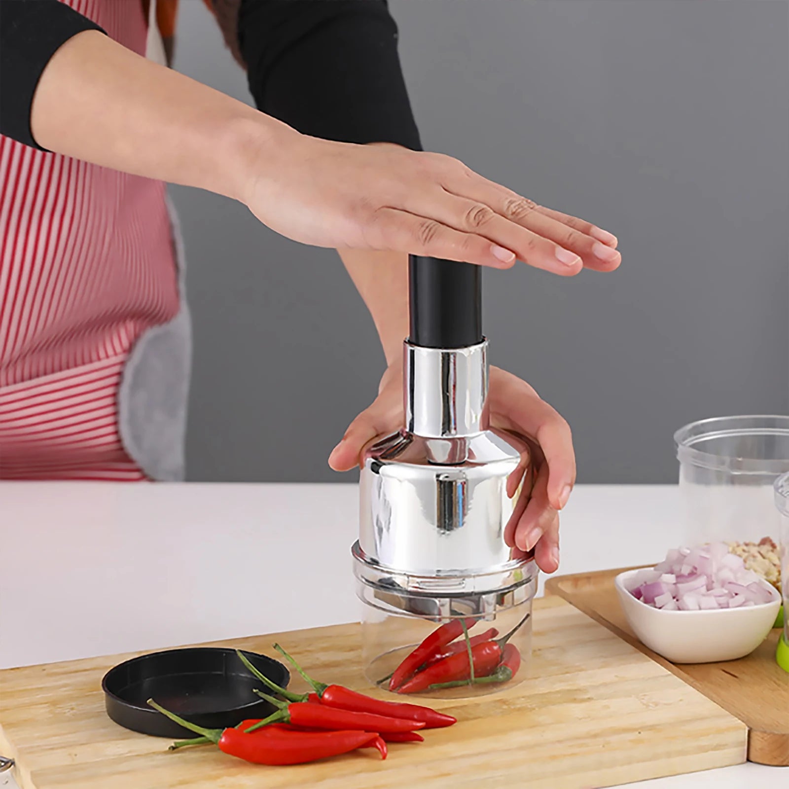 Manual Food Chopper Handheld Slap Press Chopper Mincer for Onions Garlic Nuts Efficient Garlic Onion Peeling Artifact