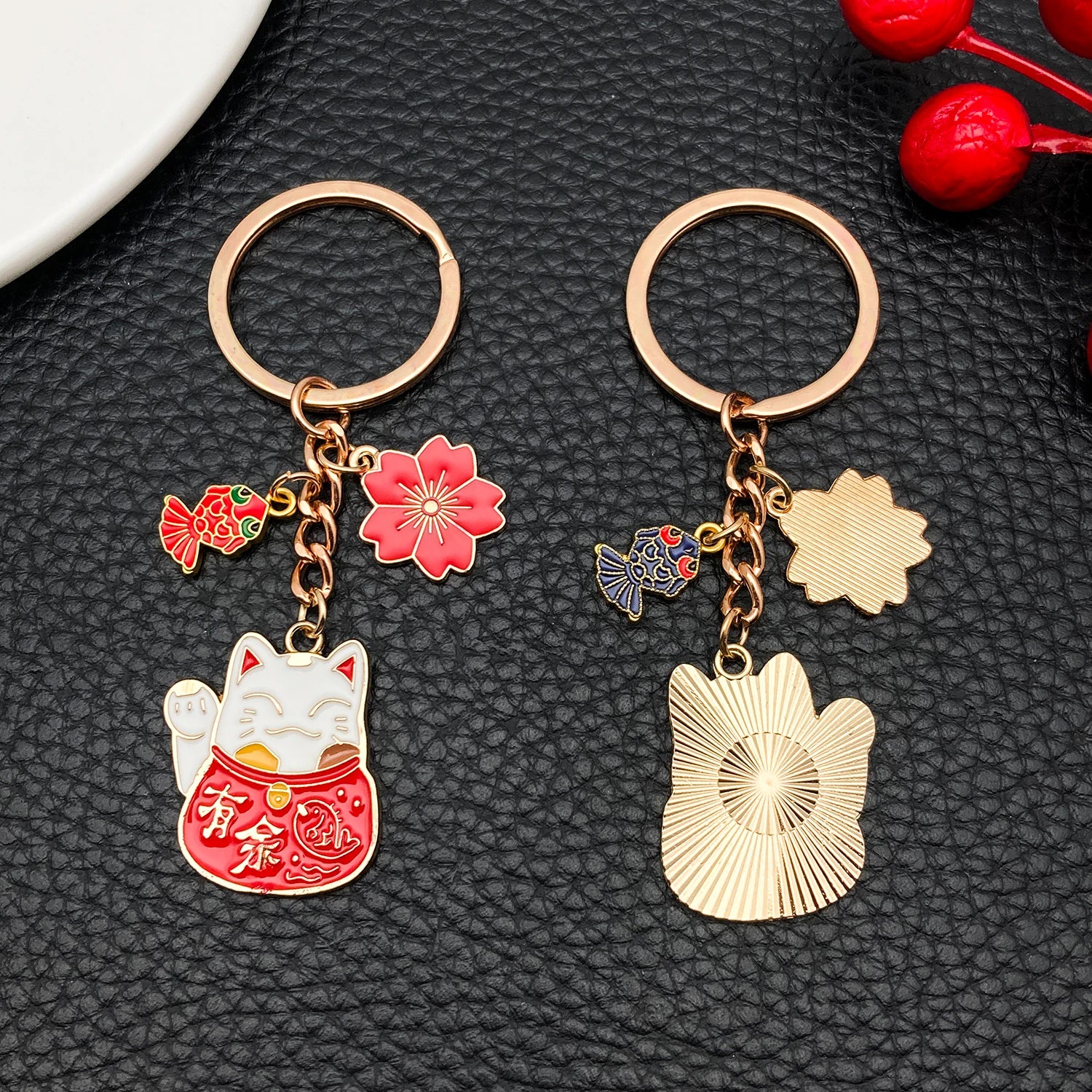 Japanese Maneki-neko (Lucky Cat) Keychain, Japanese Style Koi Fish Car Key Pendant, Creative Gift Alloy Lucky Bag Charm.