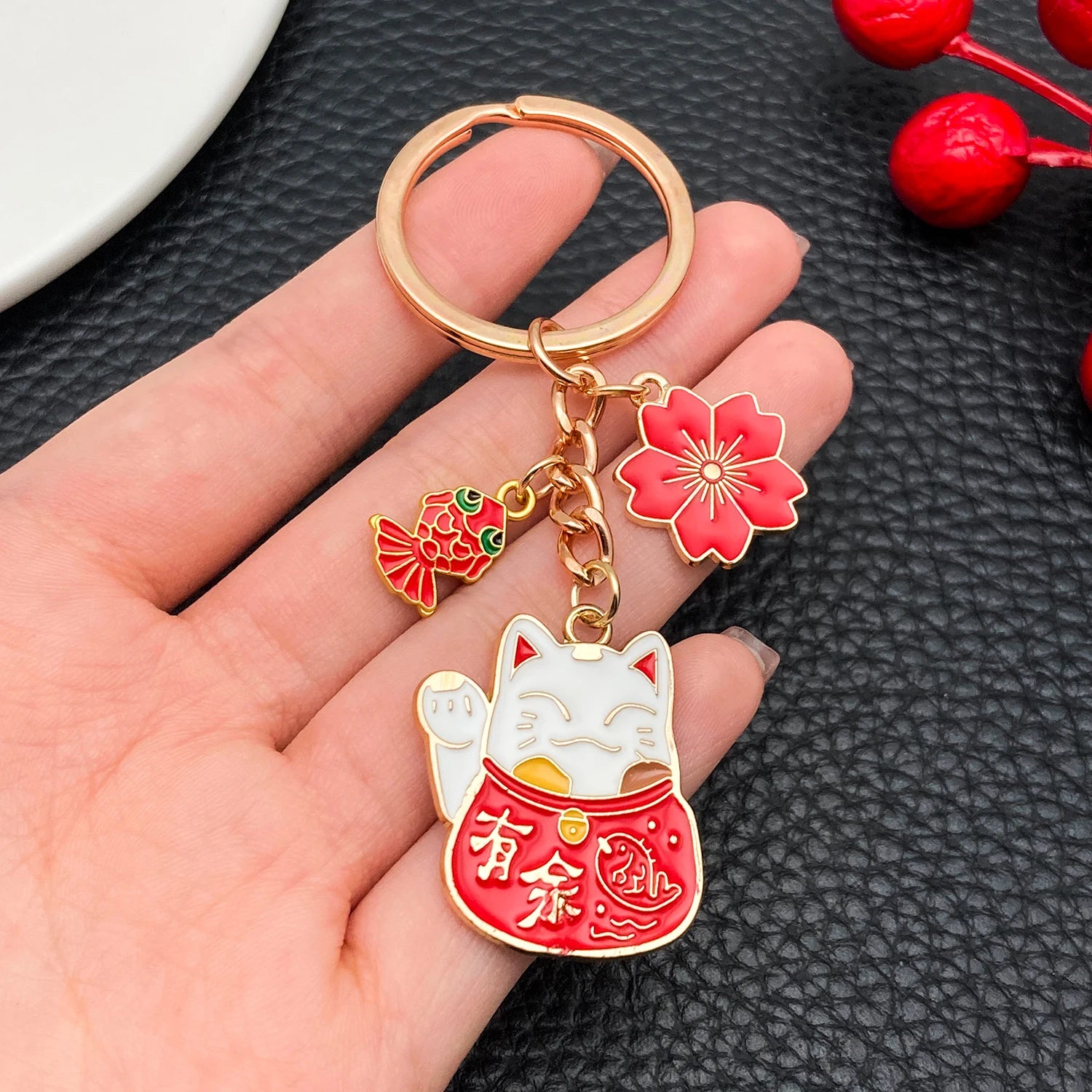 Japanese Maneki-neko (Lucky Cat) Keychain, Japanese Style Koi Fish Car Key Pendant, Creative Gift Alloy Lucky Bag Charm.