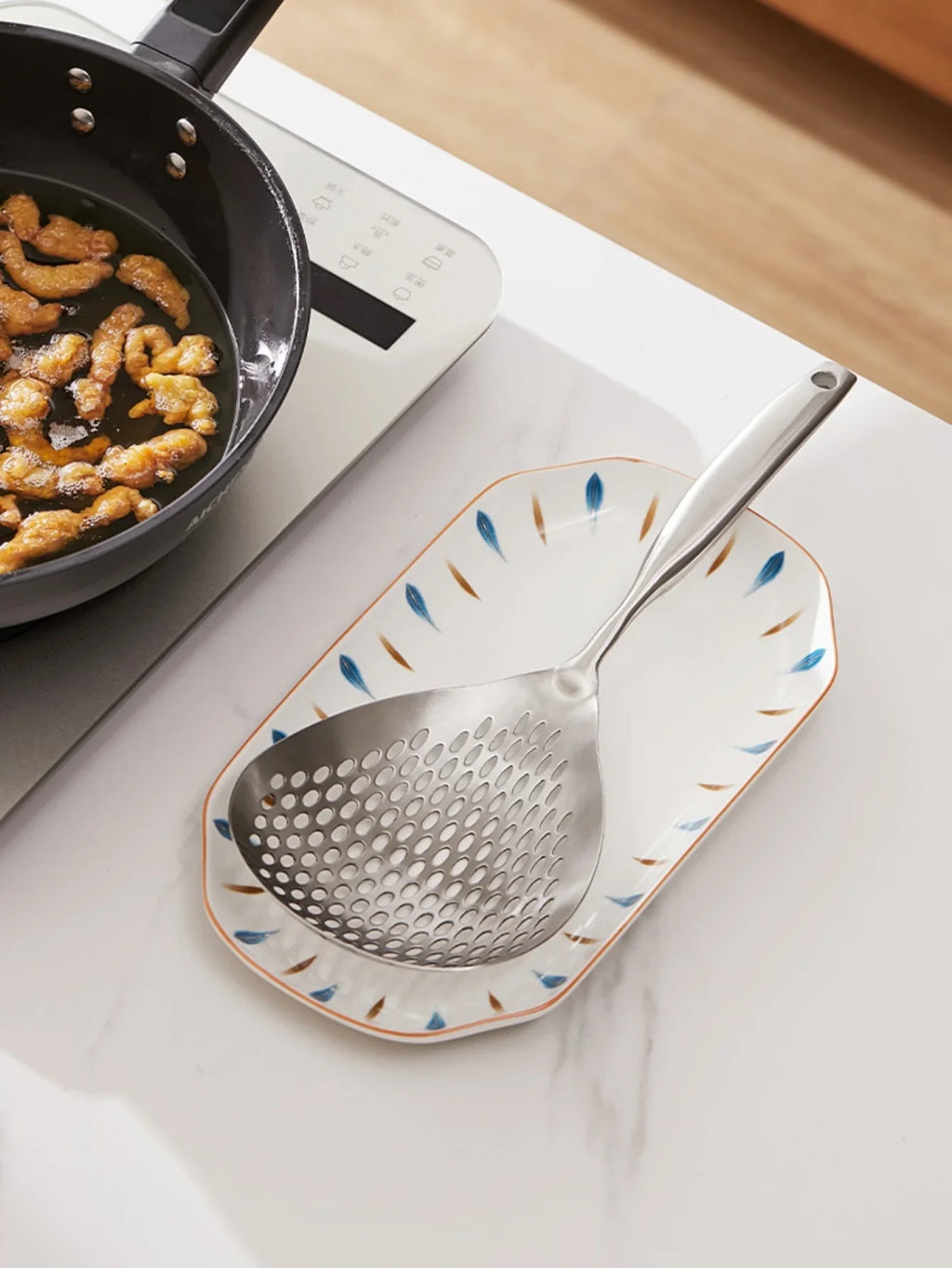 1pc Large Durable Stainless Steel Colander Skimmer Spoon, Heavy Duty Food Strainer Spoon  for Frying & Cooking, Kitchen Utensils