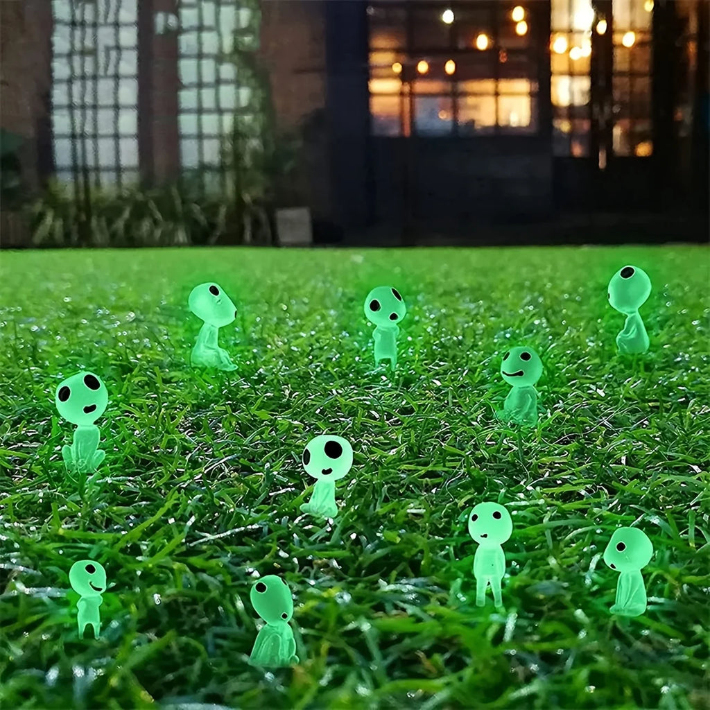 10pcs Luminous Resin Ghost Figures, Miniature Alien Decor for Aquarium, DIY Terrarium Crafts, Halloween Outdoor Decorations