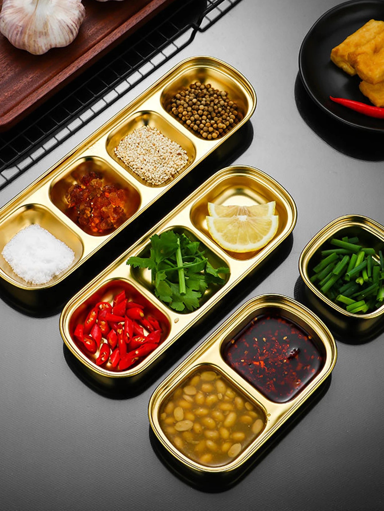 1/4 Pcs Stainless Steel Divided Seasoning Sauce Dip Bowl, 1/2/3/4 Compartment Korean Ketchup Sauce Bowl, Vinegar Soy Spice Condiment Tray for Home Restaurant
