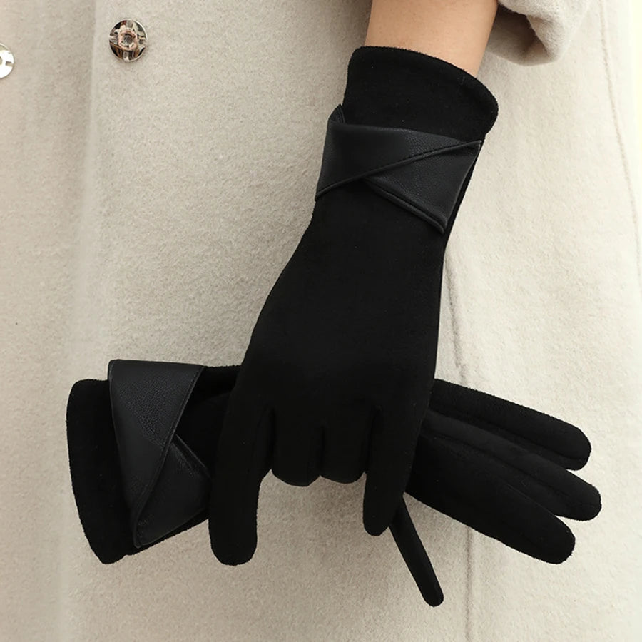 Korean version of warm gloves for women's winter fashion, simple temperament, and velvet anti cold touch screen riding windproof