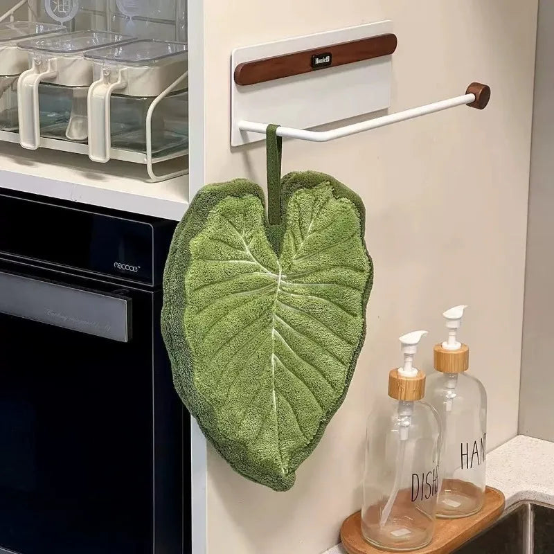 Leaf Hand Towel Absorbent Kitchen Towel Soft Towel Bathroom Accessories Hanging Towels Handkerchief Towels Home Wash Hand Towels