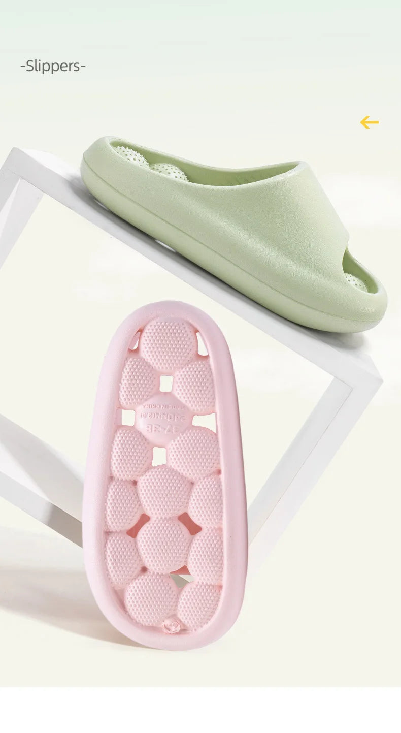 TZLDN Ergonomic EVA Unisex Bathroom Slippers Water-Leakage-Proof Massage Indoor Slippers Comfortable Breathable Casual Slippers