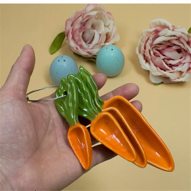 4pcs Christmas Measuring Spoons Set, 3D Hand-painted Ceramic Bowl Measuring Cup, Baking DIY Cake Flour Kitchen Accessories Gift