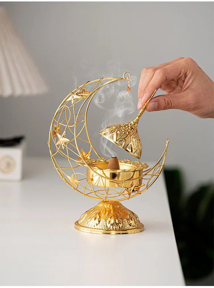 Middle Eastern Hand-held Crescent Metal Incense Burner Golden Living Room Tabletop Incense Burners Arabic Ornament