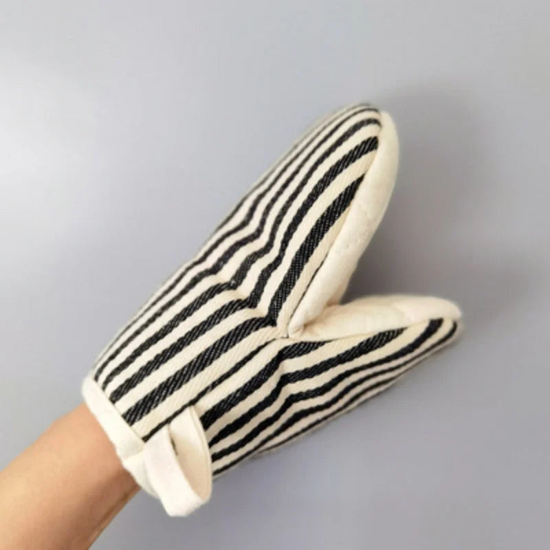 1PC  Heat-insulating Gloves Potholder Kitchen Anti-scald Microwave Gloves High Temperature Resistant Kitchen Baking Oven Gloves