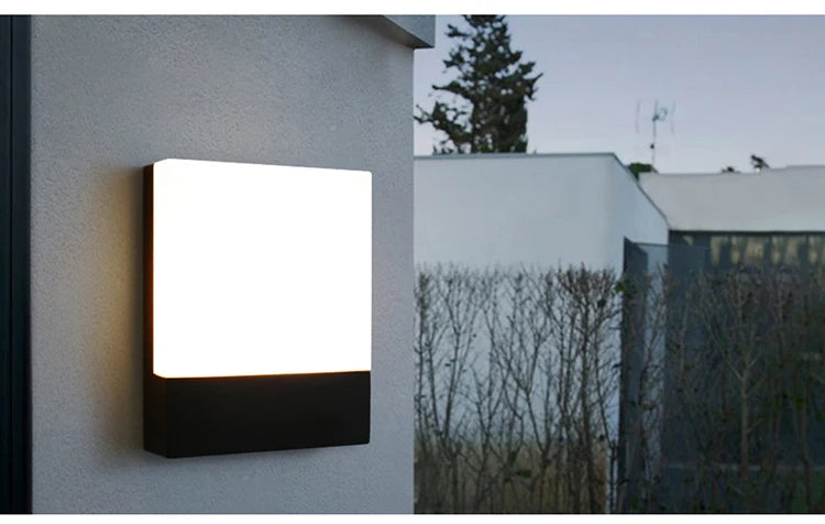 Outdoor waterproof IP65 minimalist ultra bright wall lamp villa courtyard entrance garden wall lamp exterior wall decoration