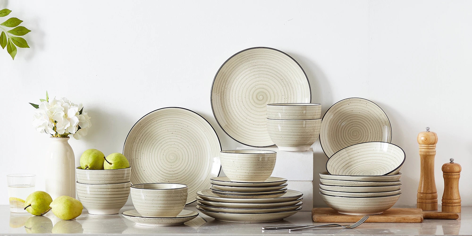 vancasso 24/48 Piece Beige Plates Dinner Sets Ceramic Dinnerware Sets Handpainted Spiral With 6 Dinner Plate/Dessert/Soup/Bowl