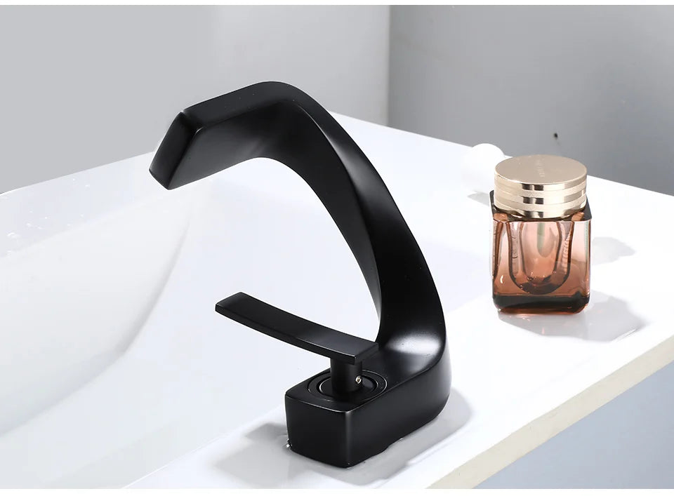 Bathroom Deck Mounted Basin Faucet Black Sink Tap Single Hole Water Tap Hot and Cold mitigeur salle de bain mixer faucet