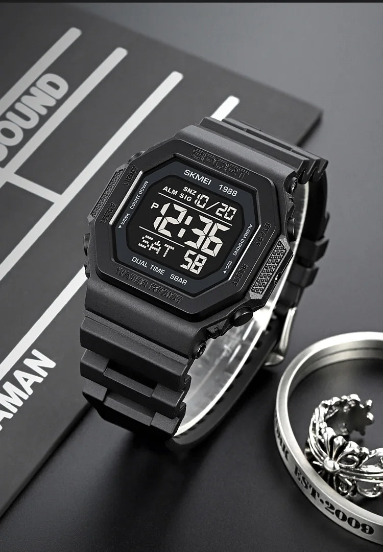 SKMEI 1988 Chrono Men Watch Luxury Brand Sport Watch Electronic Digital Male Wrist Clock Man 50M Waterproof Men's Watches 1988