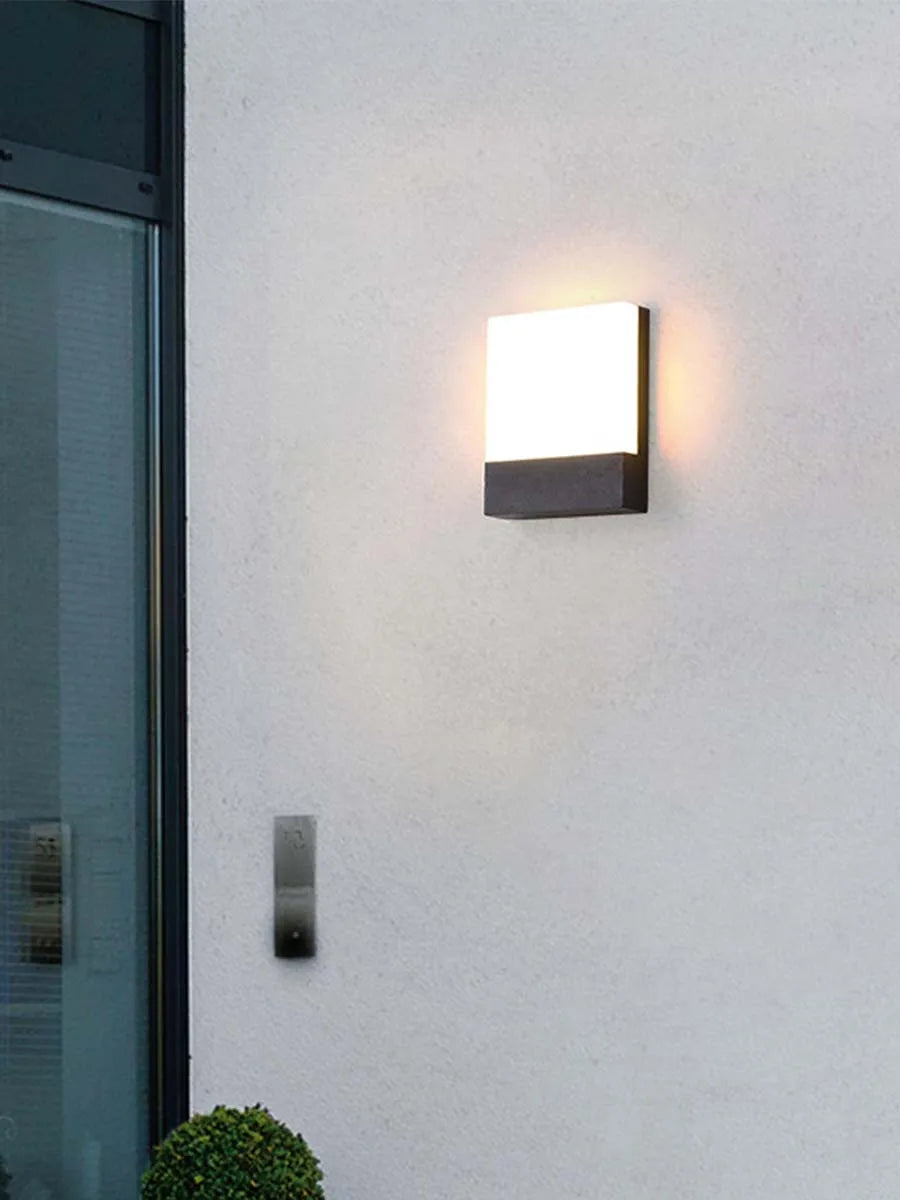 Outdoor waterproof IP65 minimalist ultra bright wall lamp villa courtyard entrance garden wall lamp exterior wall decoration