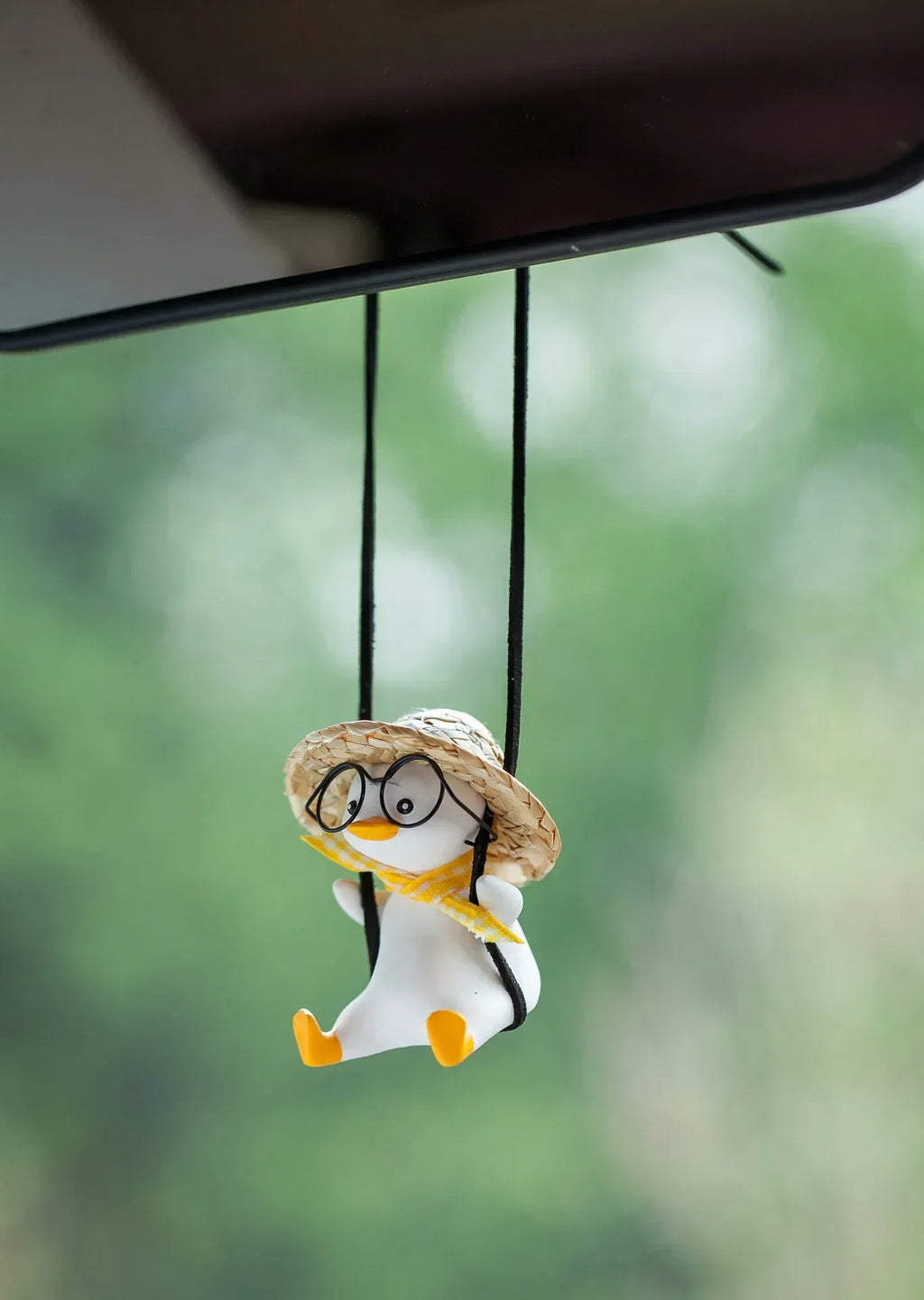 Car Pendant Cute Swing Duck Car Interior Decoration Holiday Swing Duck With Glasses Rearview Mirror Pendant For Car Accessories