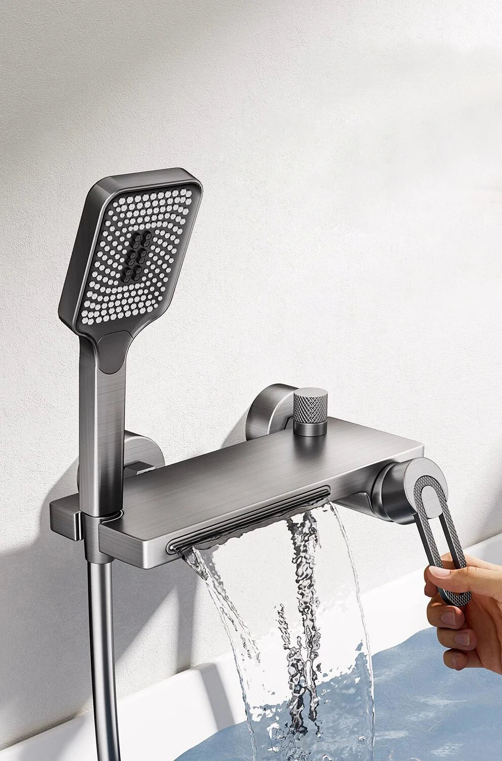 Bathtub Shower Faucet Single Handle Spout Mixer Tap With Hand Shower Wall Mount Platform Bath Mixer Water Faucet Wall Mounted