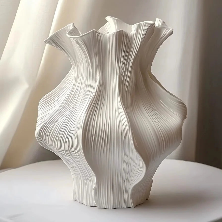 Nordic Minimalist White Textured Ceramic Vase 3D Wave Pattern Tabletop Decor Flower Vase for Living Room Bedroom Dried Flowers