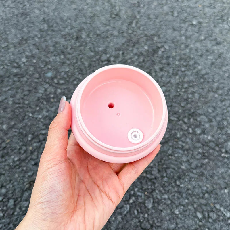 1pc Hello Kitty Insulated Car Cup (700ML) - Cute Double-Walled Cup for Cold Retention, Suitable for Outdoor & Office Use, with B