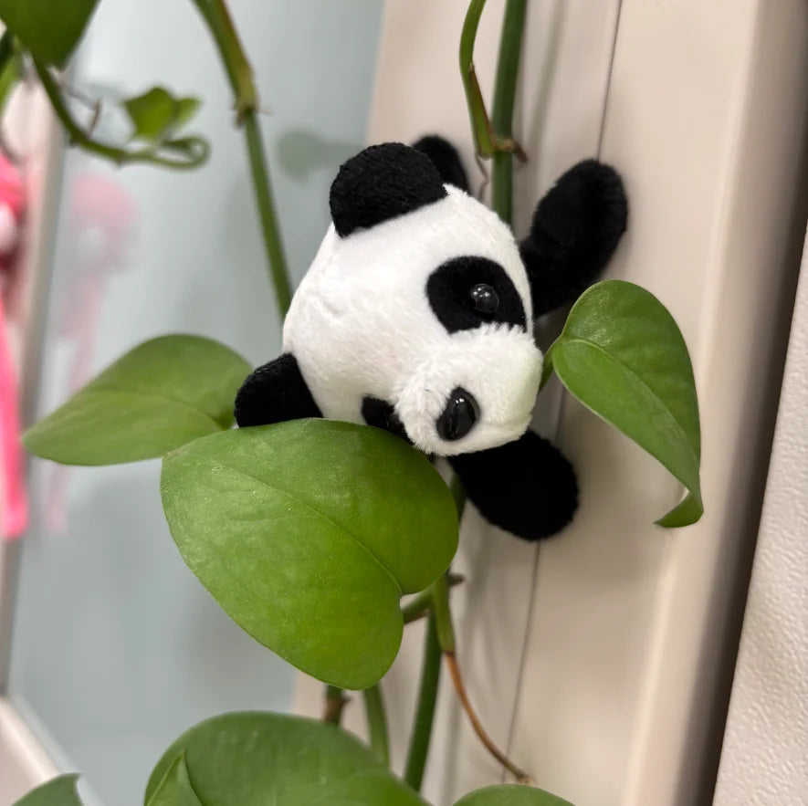 Cute Soft Plush Panda Magnet - Oval Fabric Whiteboard & Fridge Decor, Perfect for Gifting and Organizing